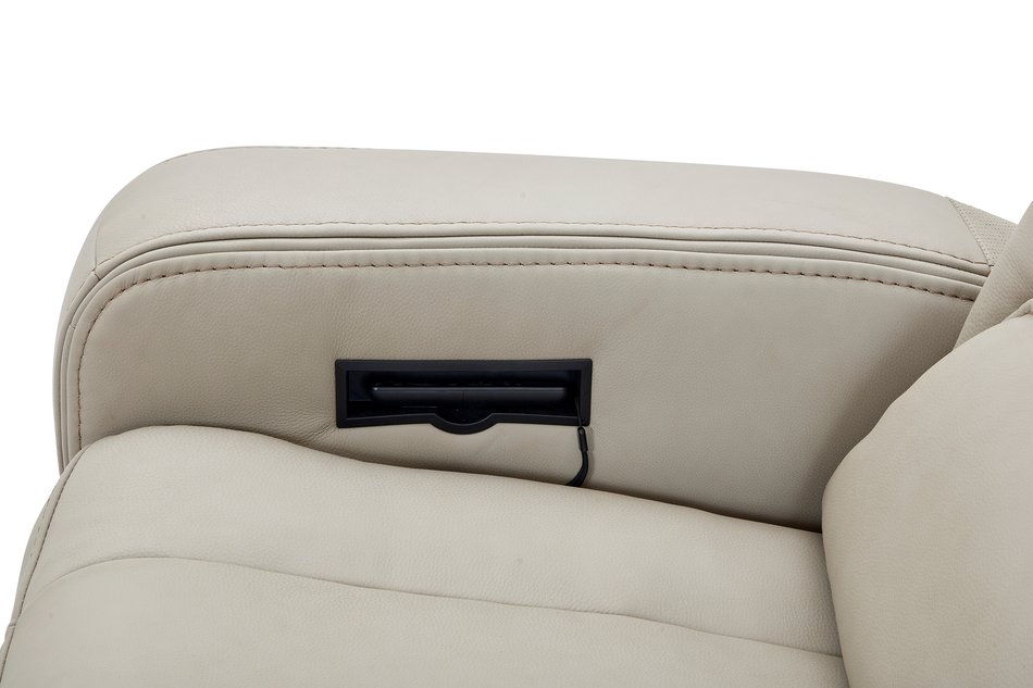 Jet Set Power Reclining Sofa with Sound