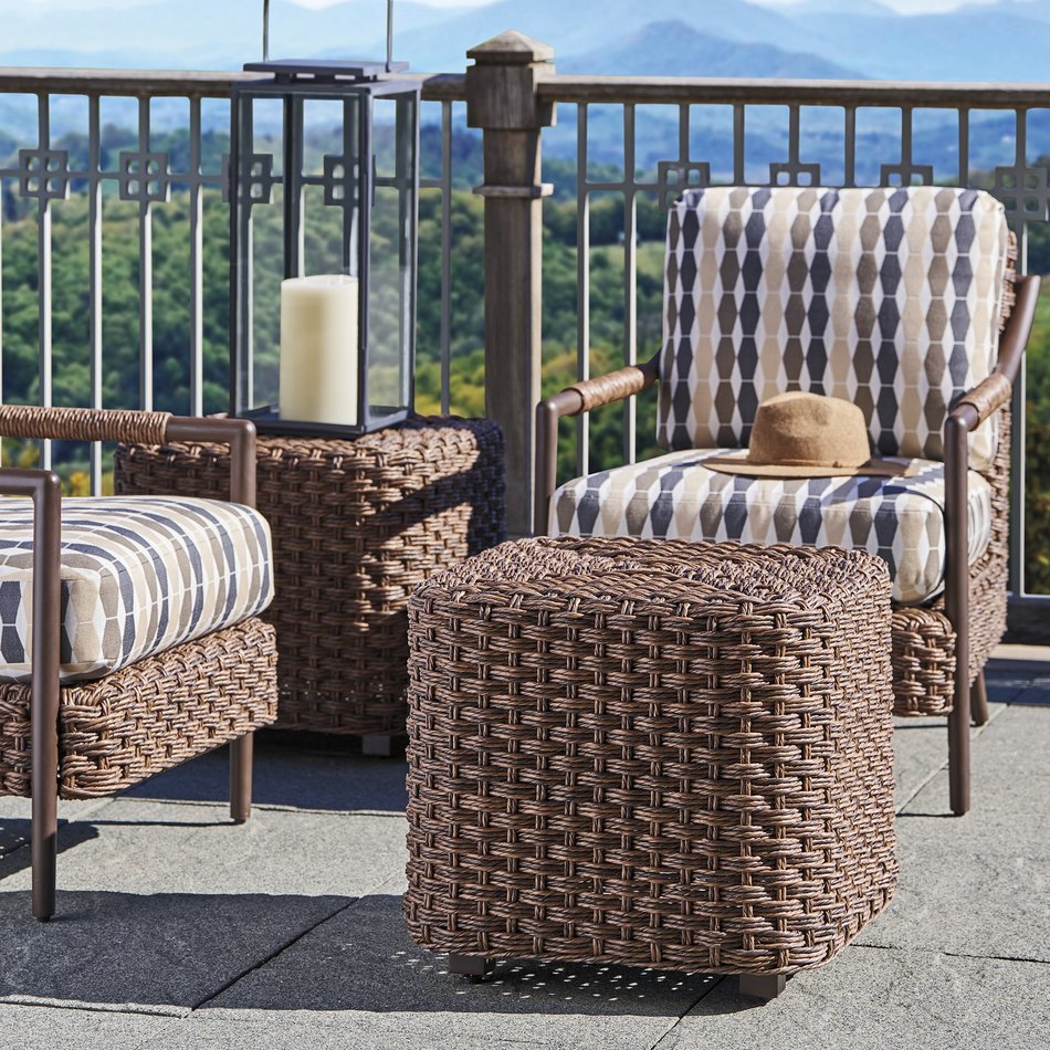 Lexington Accent Ottoman