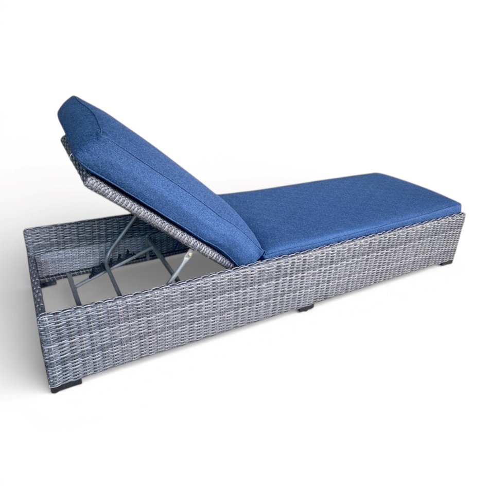 Essex Outdoor Chaise Lounge