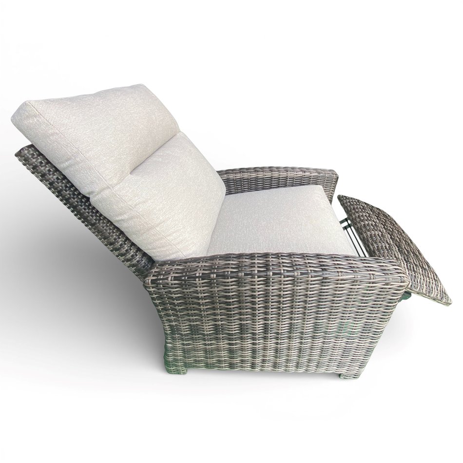 Como Outdoor Recliner