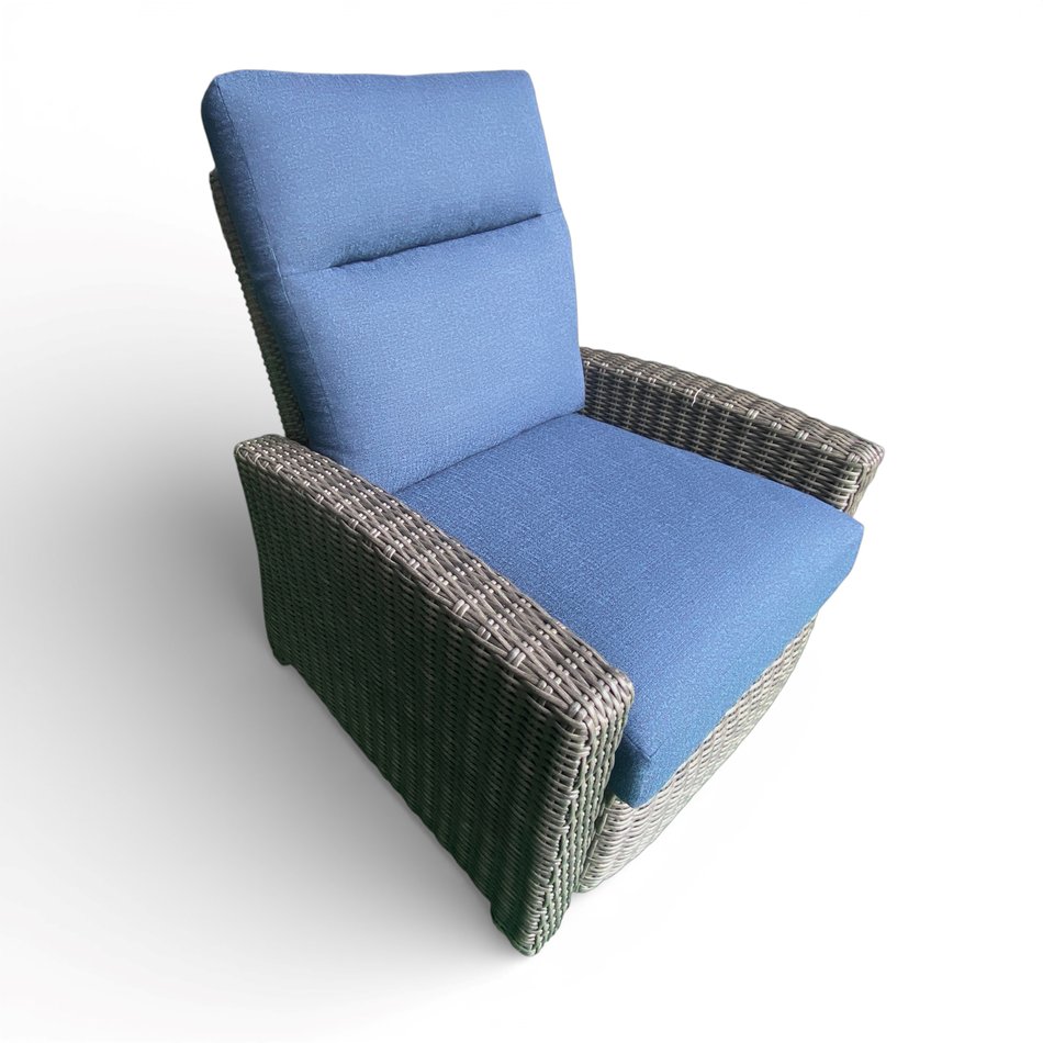 Como Outdoor Recliner