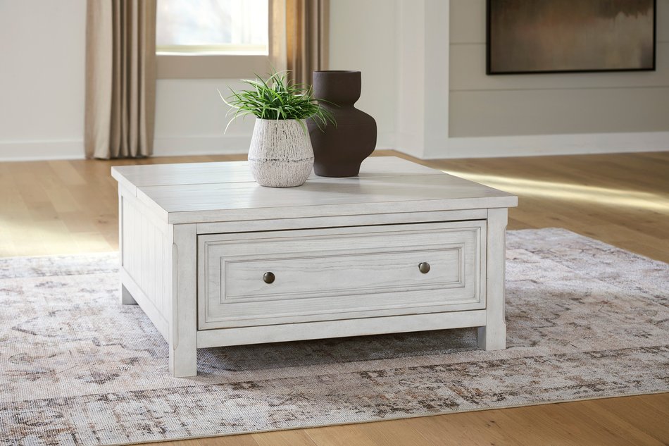 Robbinsdale Lift Top Cocktail Table
