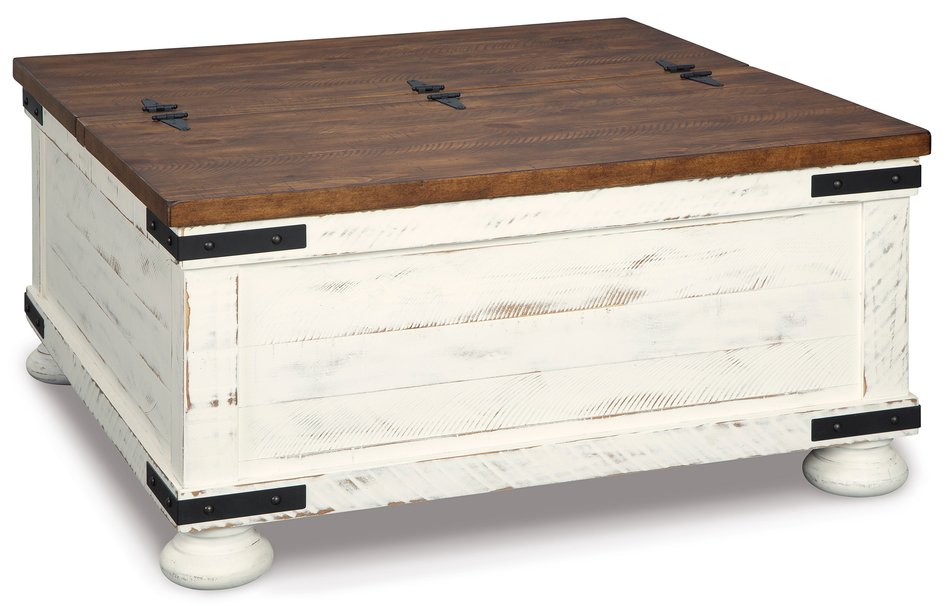 Wystfield Cocktail Table