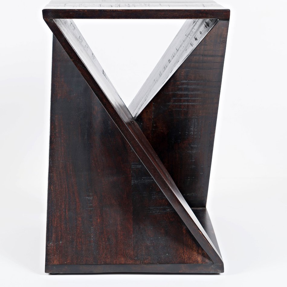 Zaquarie Accent Table