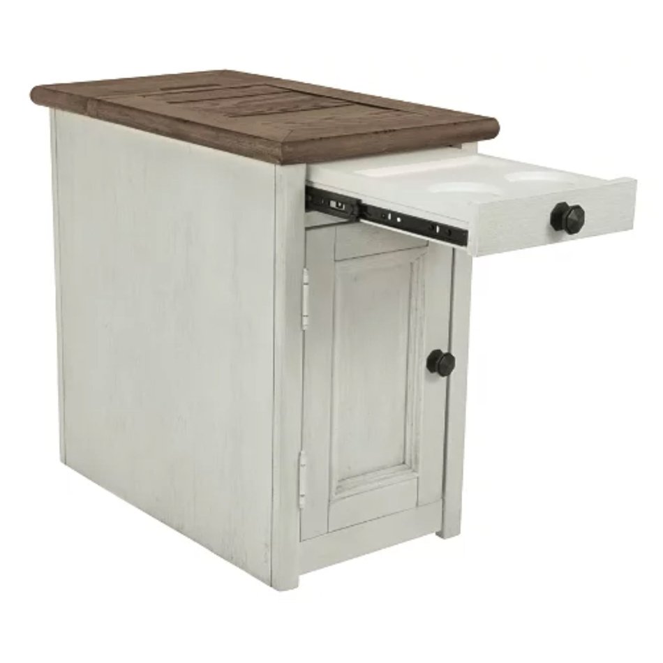 Bolanburg Chairside Table