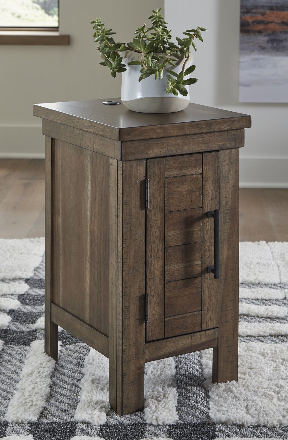 Moriville Chairside Table