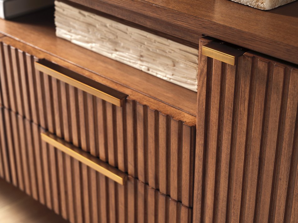 La Costa Media Console
