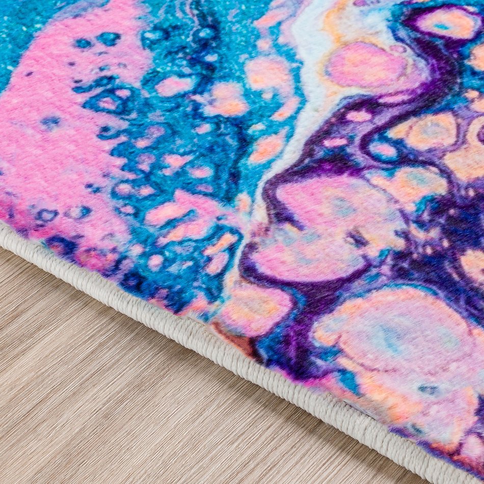 Kikiamo Area Rug