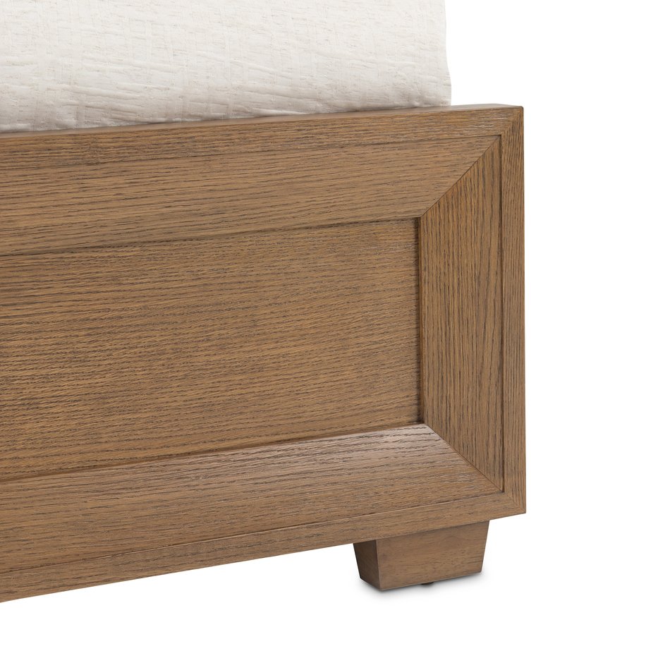 Portrait Queen Bed