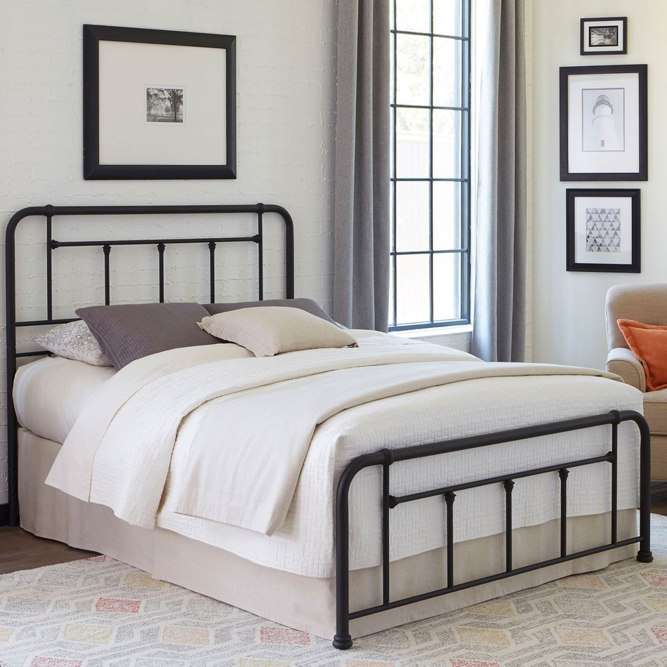 Textured Black Metal Accent Baldwin Full Bed
