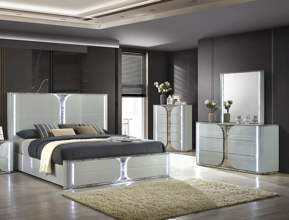 4 Piece King Bedroom
