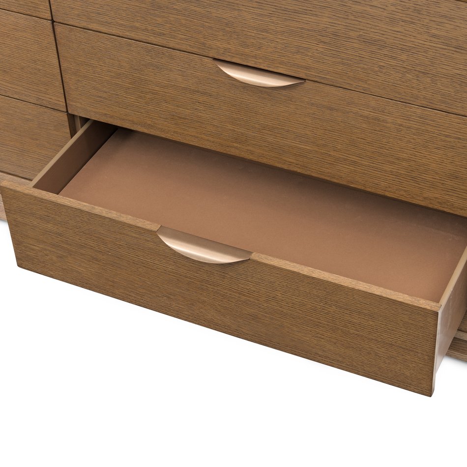 Portrait Dresser