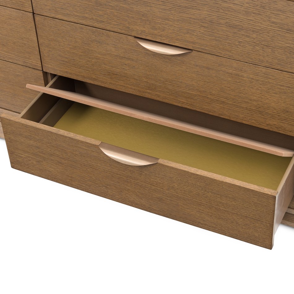 Portrait Dresser