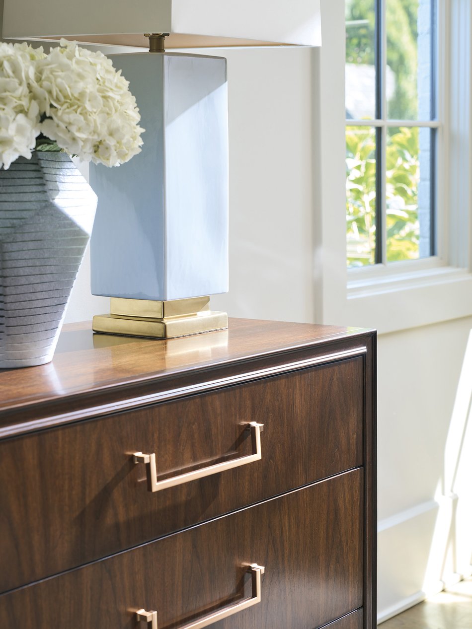Rendezvous Dresser