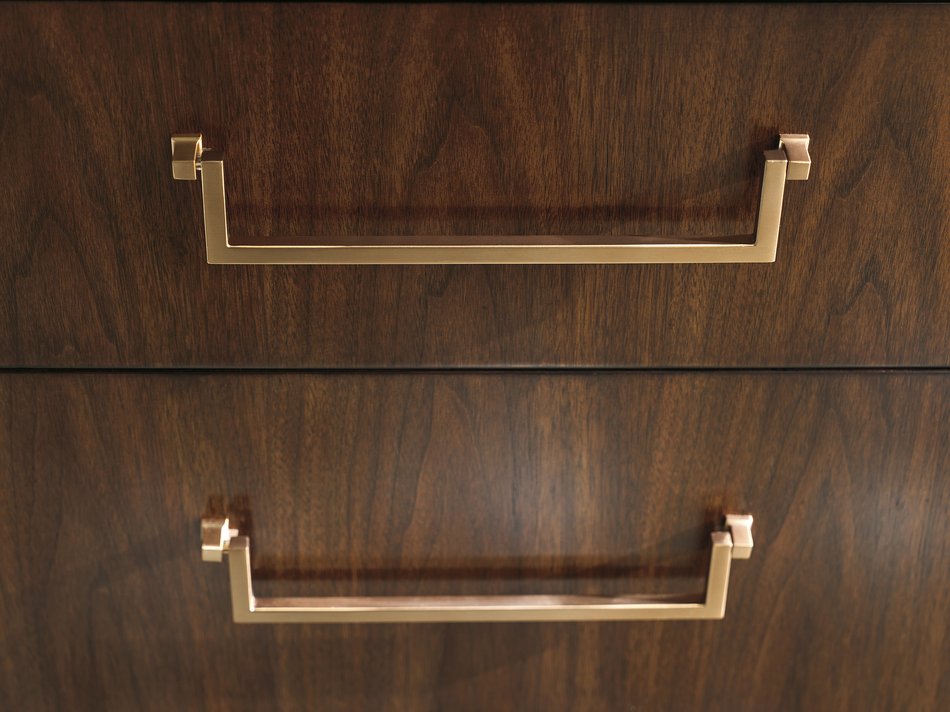 Rendezvous Dresser