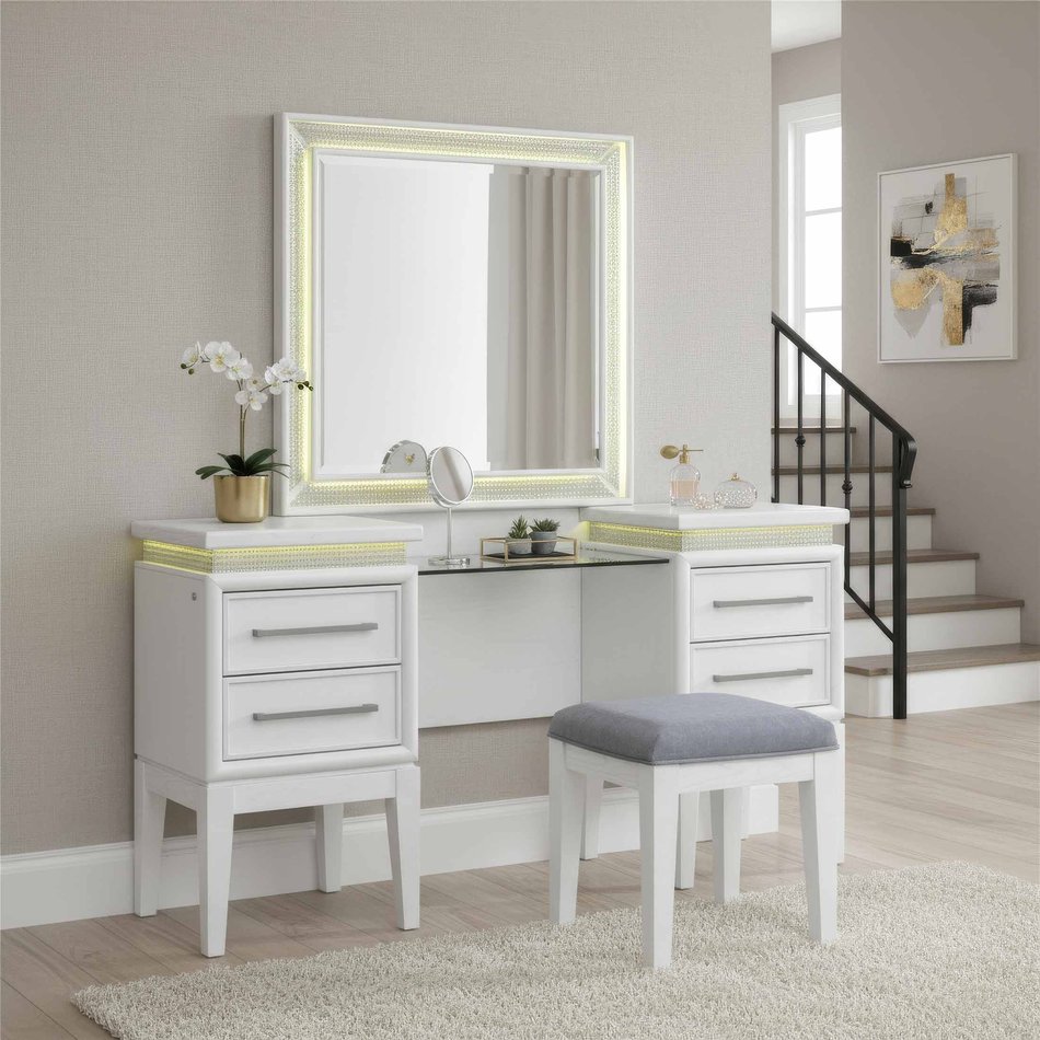 Reflections 3 Piece Vanity Set
