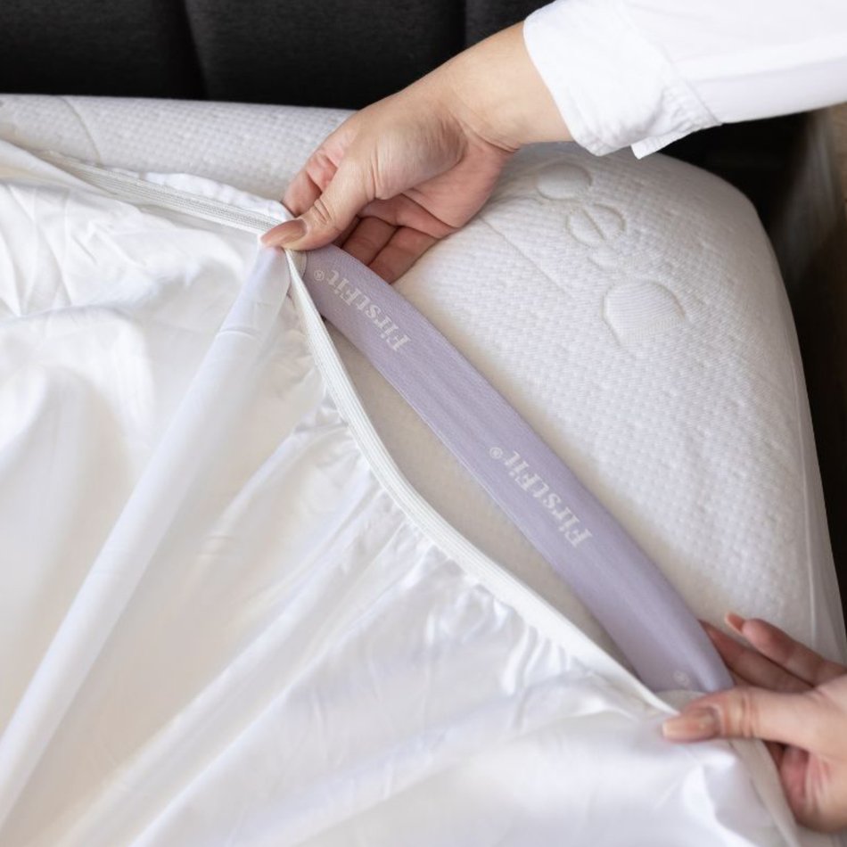 DreamFit StaDry Twin White Sheet Set