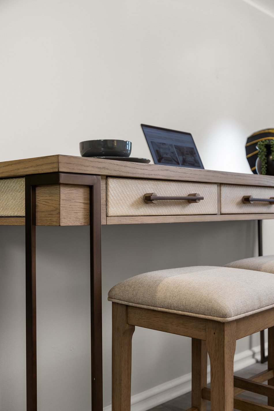 Rio Vista 4 Piece Console Bar