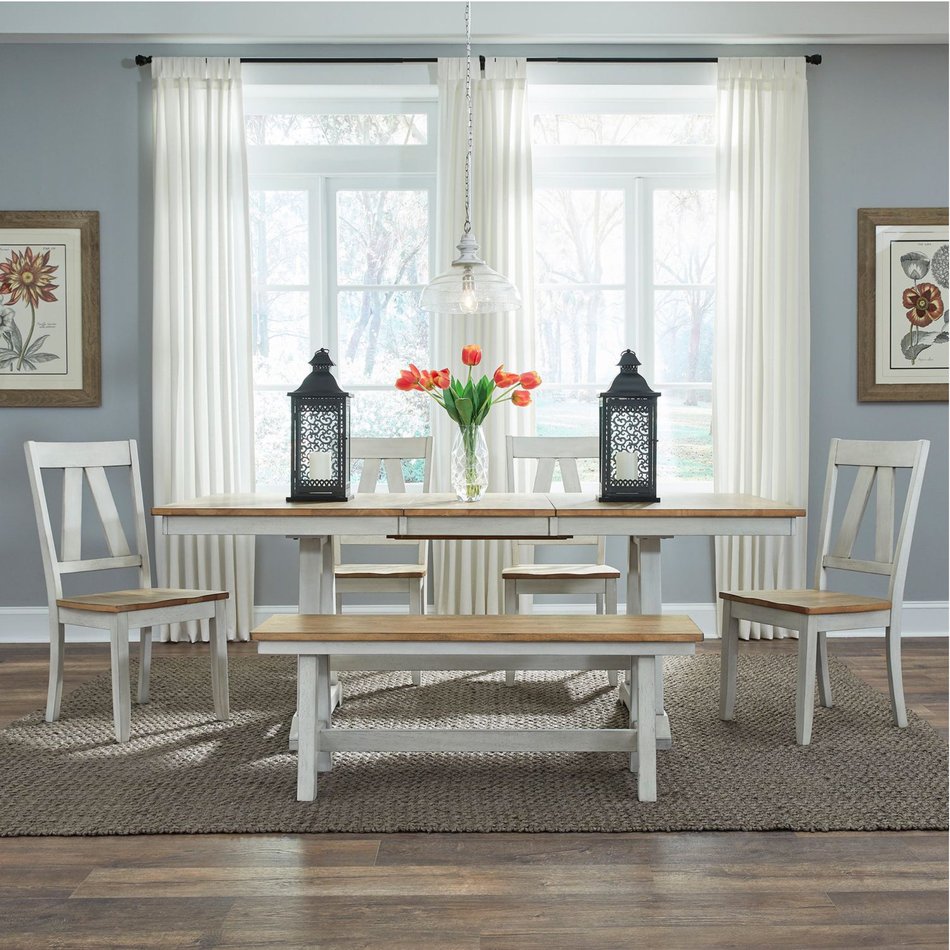Lindsey Farm 6 Piece Dining Room Set